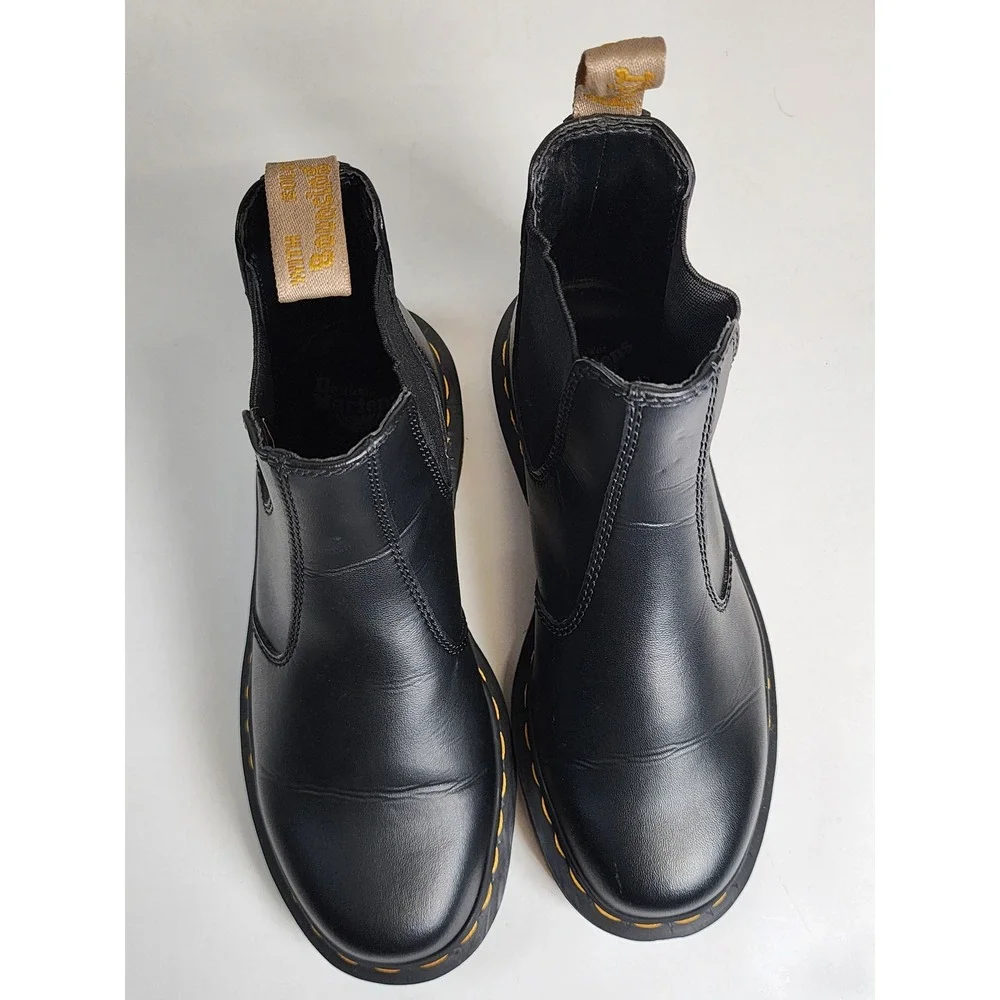 Dr. Martens Vegan 2976 Chelsea Boots Womens Size 6 Black Felix Rub Off Pull On